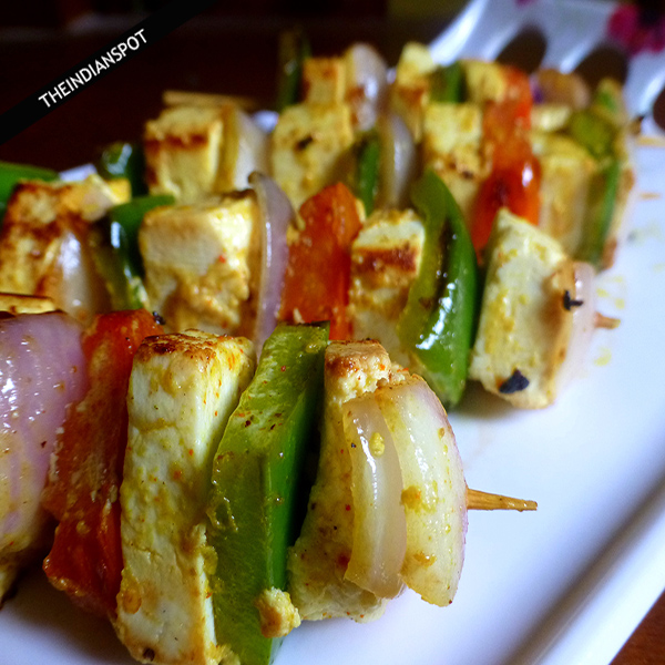Easy paneer tikka recipe : Grilled chunky cottage cheese